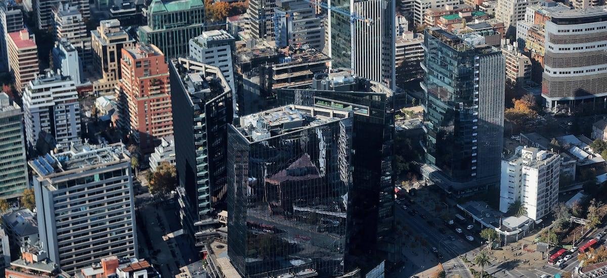 Barómetro UNAB: economía chilena inicia el año con mejores expectativas a pesar de deterioros en indicadores laborales - La Tercera