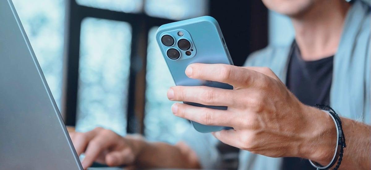 En qué consiste la nueva alianza entre Apple y Google y cómo cambiarán sus productos - La Tercera