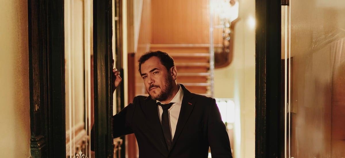 Ismael Serrano regresa a Chile con un concierto en Gran Arena Monticello - La Tercera