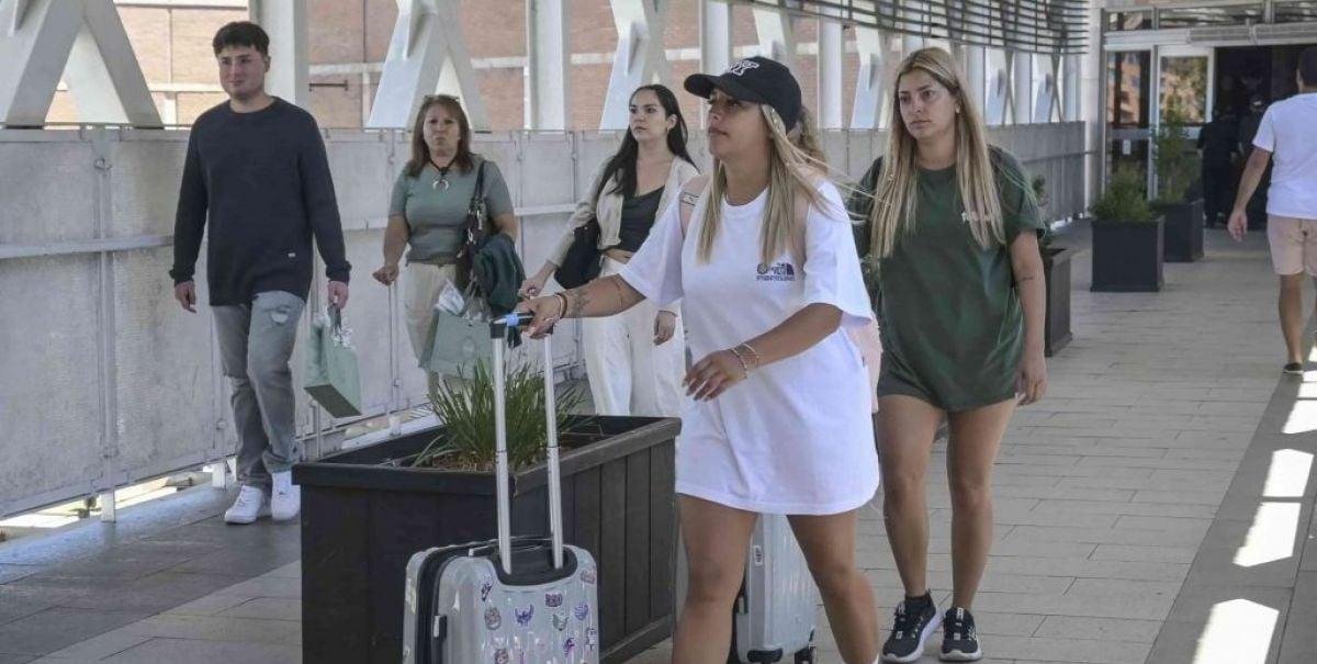 Medios argentinos aseguran que tours de compras a Chile fueron suspendidos por amenazas