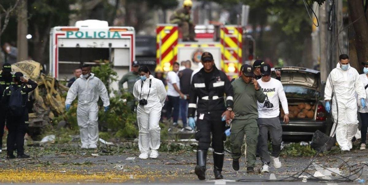 Van 13 muertos y 22 heridos: Ataques simultáneos sacuden a Colombia y autoridades declaran alerta máxima