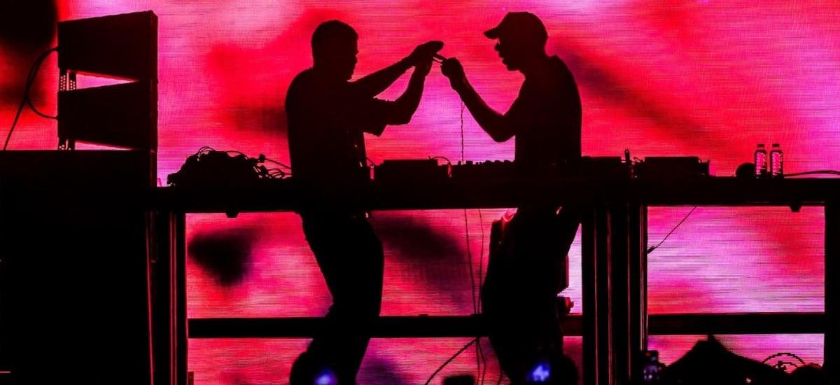 The Chemical Brothers: “Antes hacíamos una fiesta después de cada concierto, ahora no, hay que aprovechar cada momento”