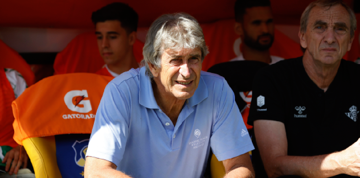 "No estuvo acertado en los cambios": Prensa española criticó a Pellegrini tras empate de Betis