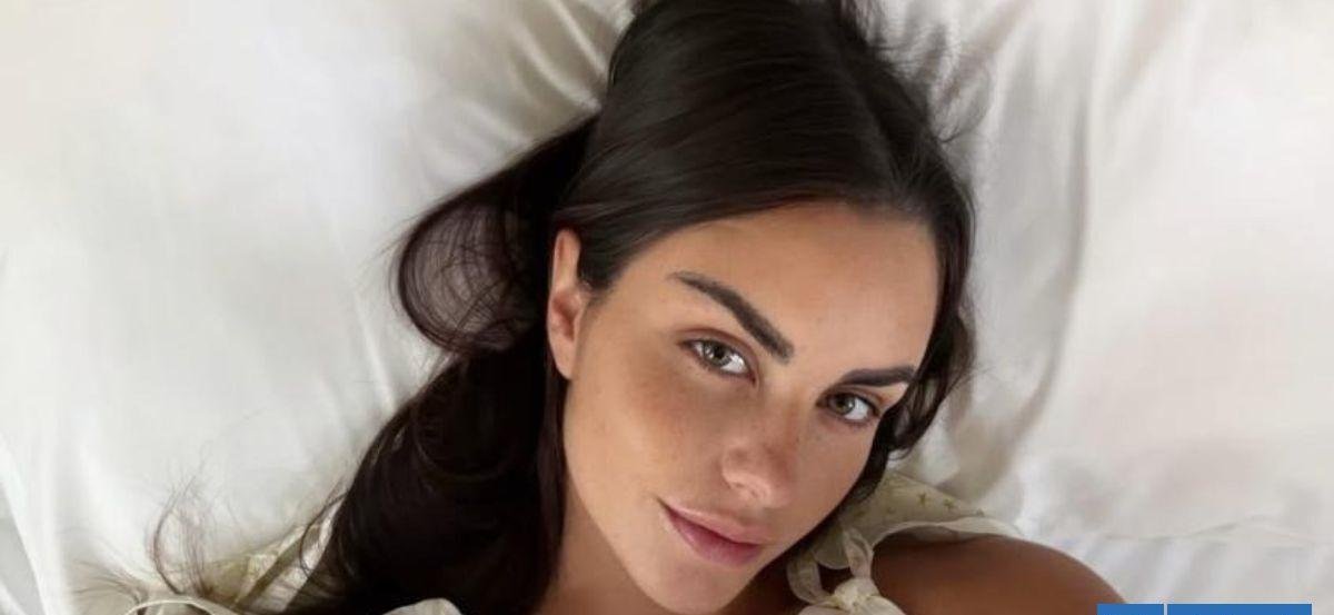 Emilia Dides sorprende con su figura en Instagram a solo 10 días de dar a luz