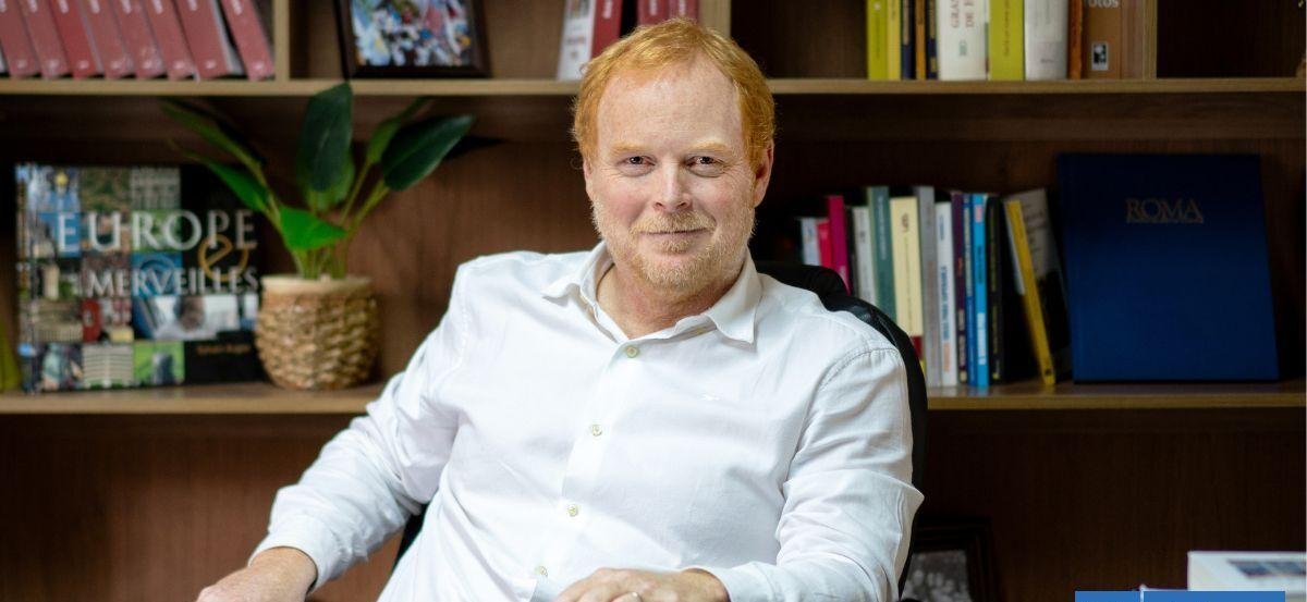 Rojo Edwards: "Si Kast apoya a Bachelet, está yendo en contra de la narrativa del Partido Republicano"