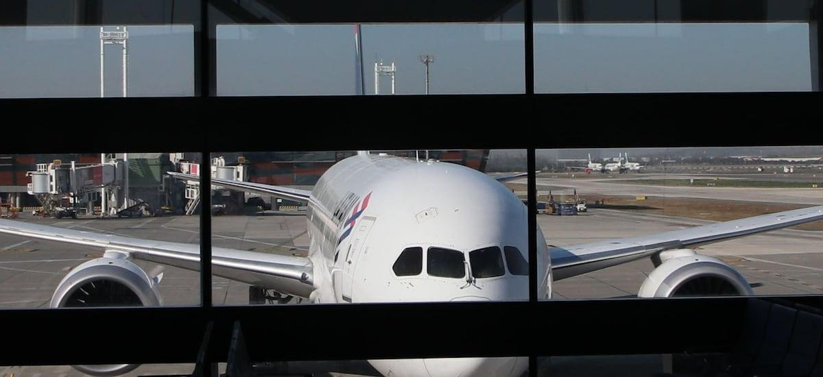 Contraloría da visto bueno a proyecto de ley que obliga a aerolíneas a informar identidad de pasajeros a policías y fiscalía - La Tercera