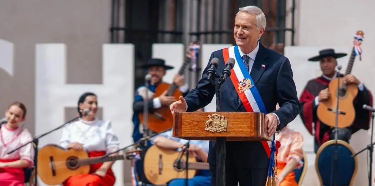 Presidente Kast encabeza esquinazo en La Moneda y llama a recuperar el orgullo por Chile