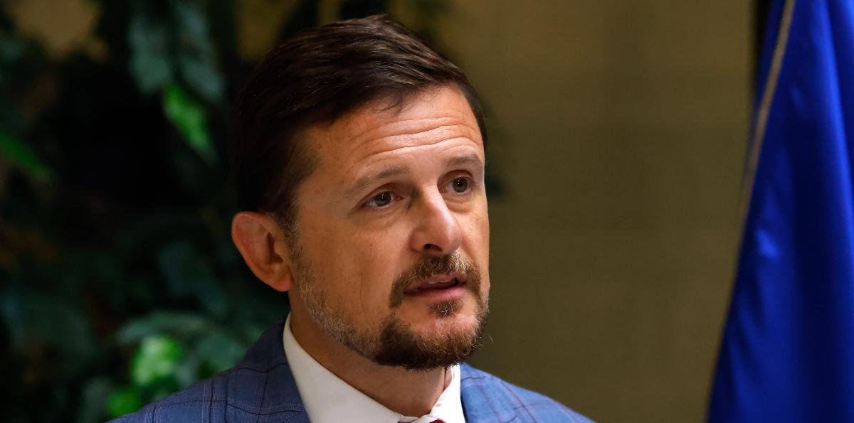 Diputado republicano: Chile determina qué hace y cómo, pero debemos tener mirada geopolítica