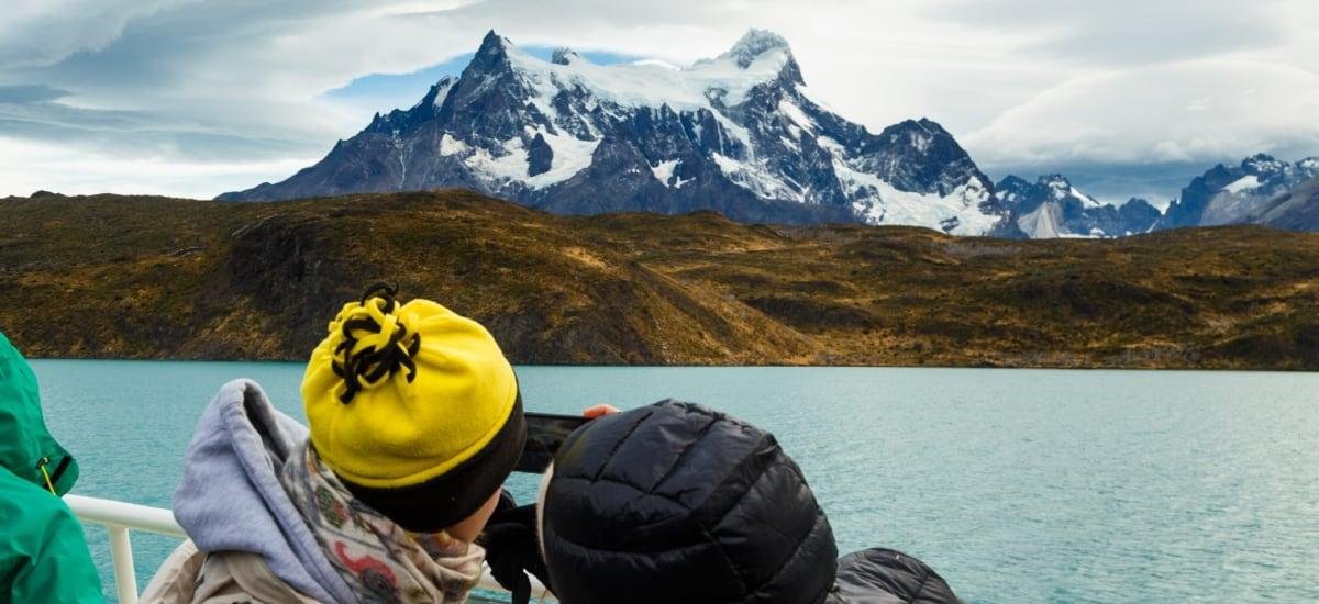 Chile registra la mejor cifra de turistas extranjeros desde 2017 y argentinos encabezan por cuarto año consecutivo