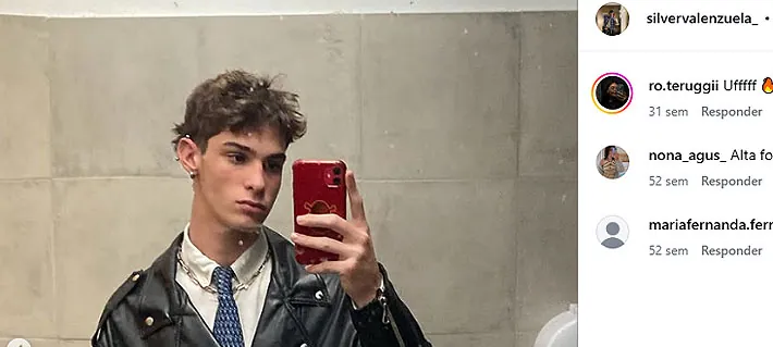 Silvestre, el hijo de Juana Viale y Gonzalo Valenzuela, debuta como modelo y sorprende por el parecido con su padre