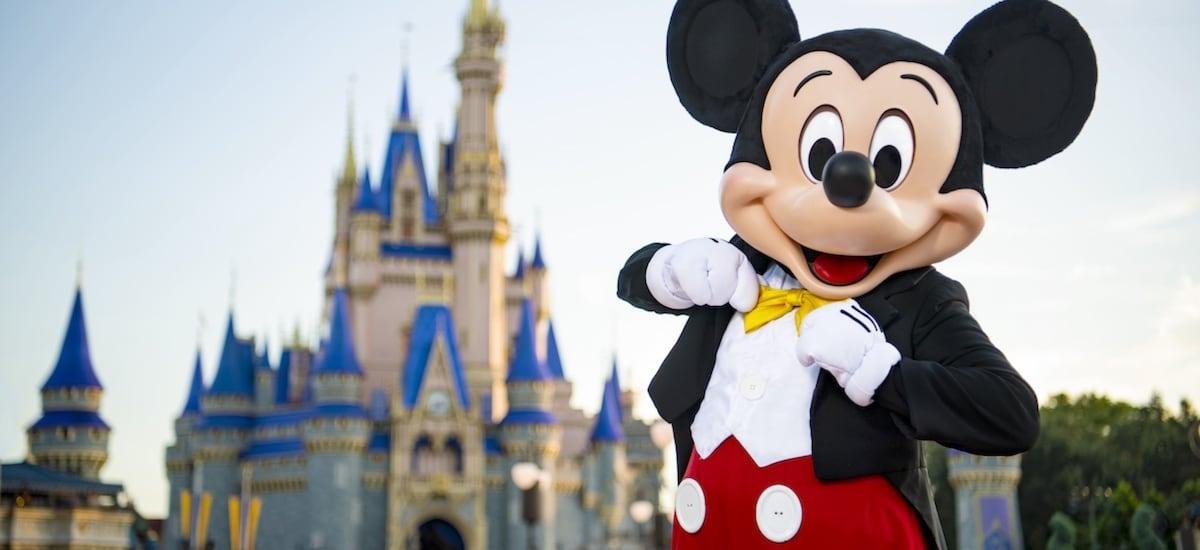 Disney reporta un aumento en sus ganancias tras cifra récord en parques y cruceros - La Tercera