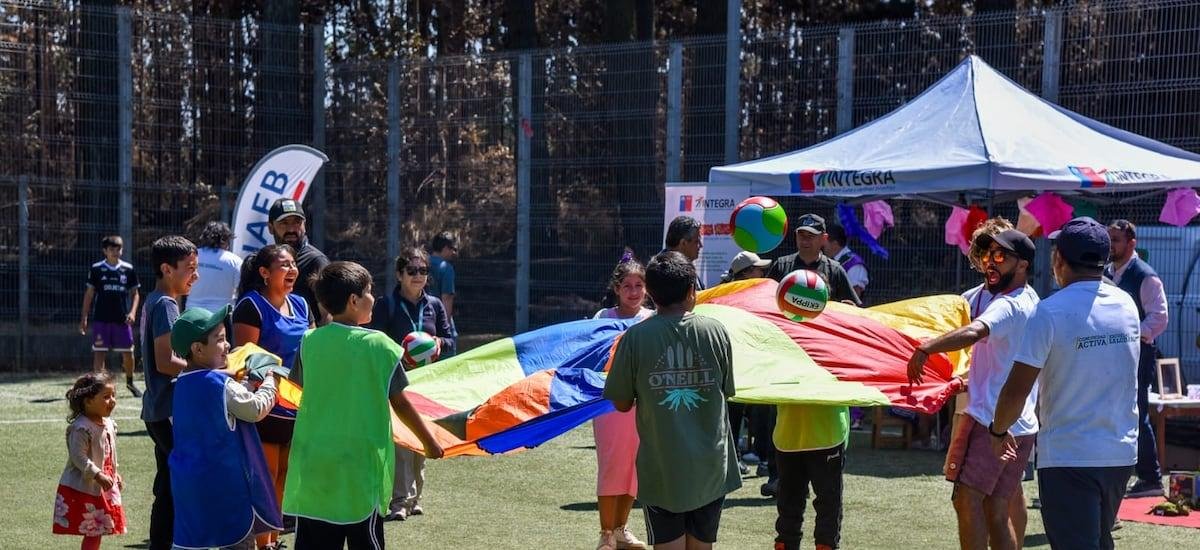 Mineduc valora impacto de escuelas de verano en Biobío tras incendios y detalla planes de contingencia para el inicio del año escolar - La Tercera