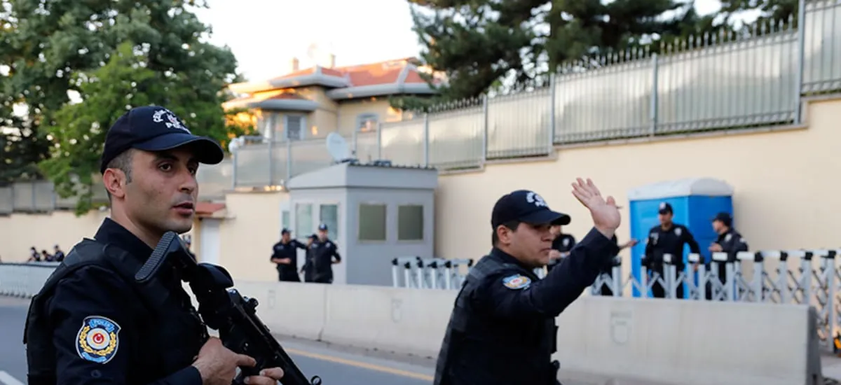 Al menos 16 heridos deja un tiroteo en una escuela al sur de Turquía - La Tercera
