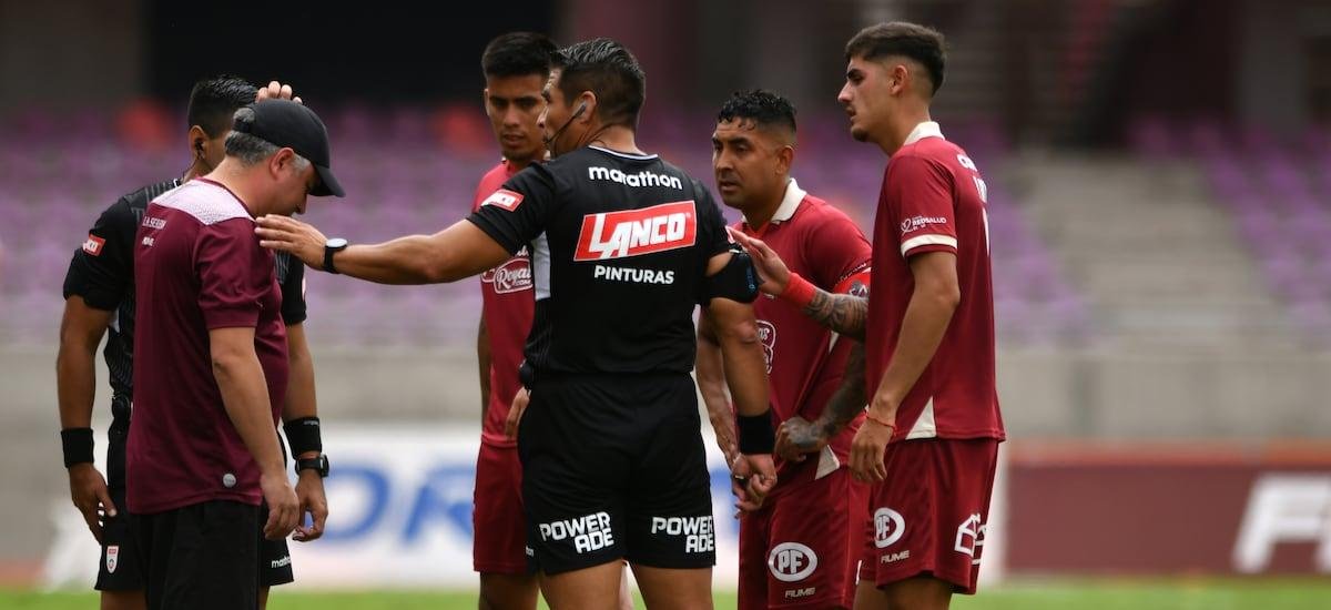 “Los errores graves se mantienen”: el duro reclamo de La Serena tras los polémicos arbitrajes en la Liga de Primera