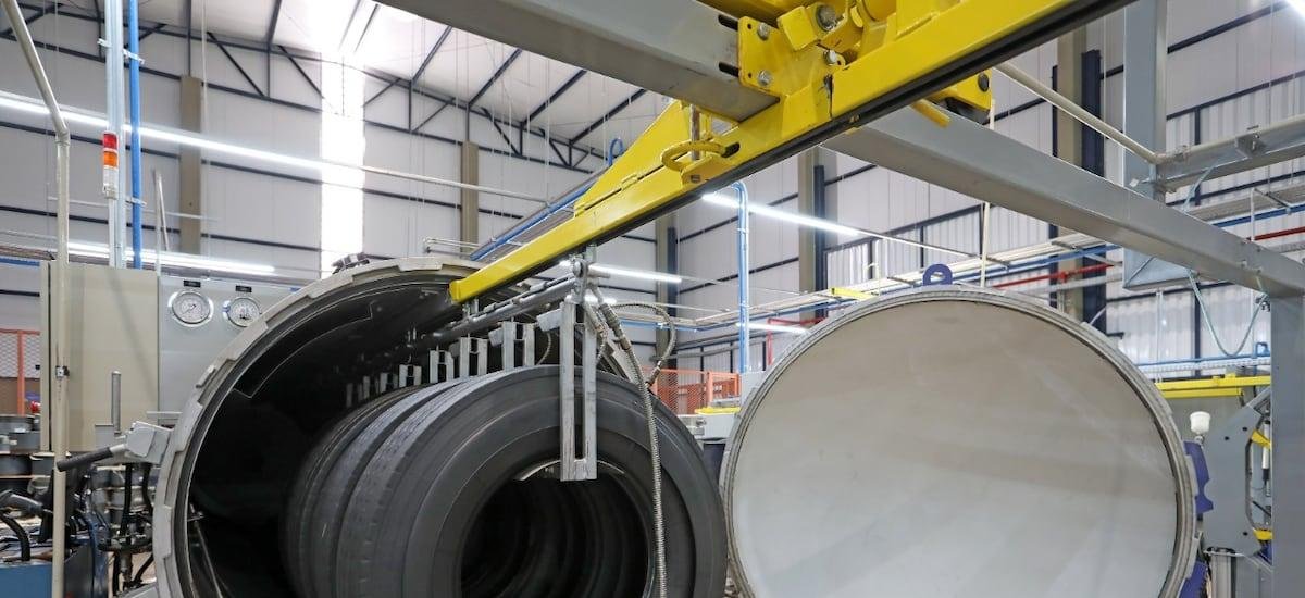 Histórica fábrica de neumáticos de Argentina cierra sus puertas y despide a cerca de mil empleados