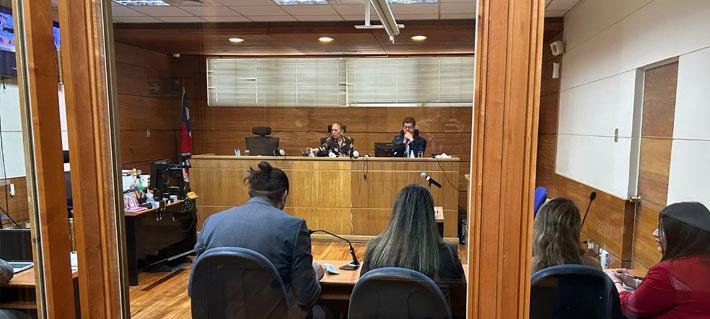 Presidio perpetuo a padres por violar a su hija de 12 años: Menor quedó embarazada y murió al caer de piso 5 de hospital