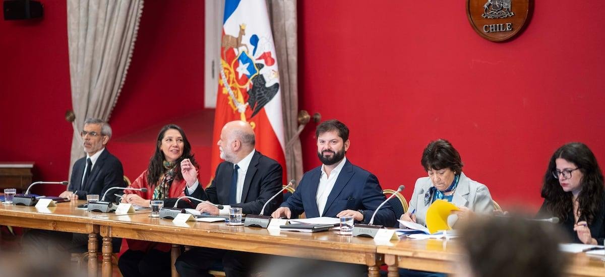 Boric prepara su último consejo de gabinete en medio de disputas con gobierno entrante de Kast