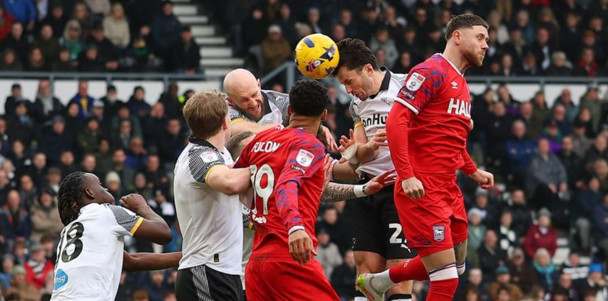 Derby County de Brereton cayó ante un Ipswich sin Marcelino Nuñez y bajó en la tabla