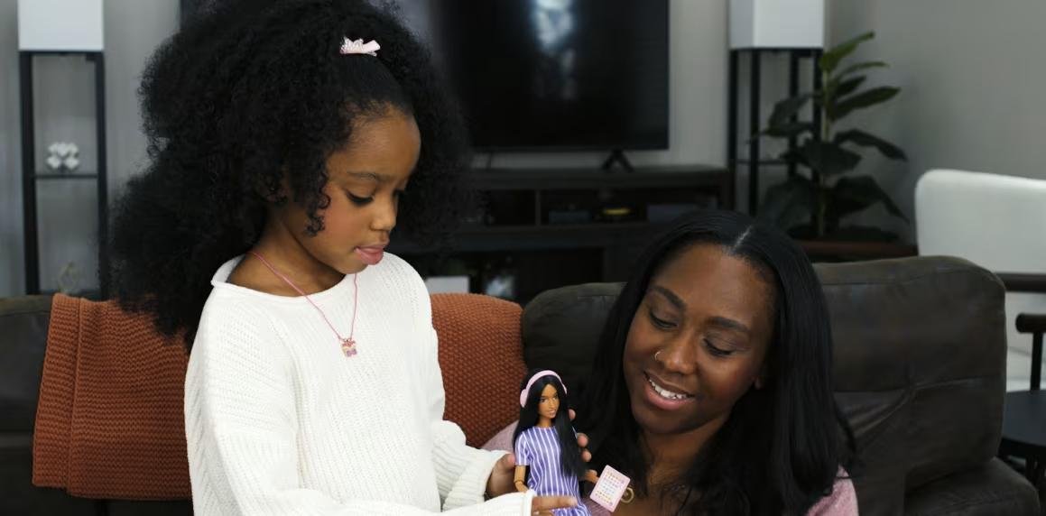 Mattel lanza la primera Barbie con autismo, diseñada para reflejar la diversidad neurodivergente