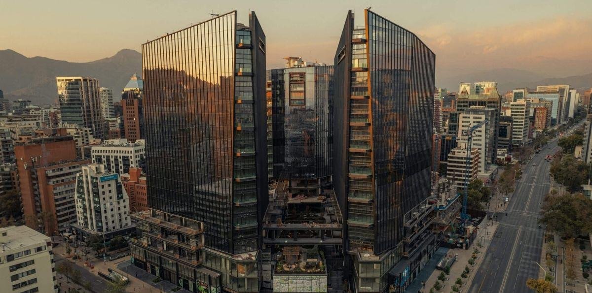 Dueños del MUT se asocian con la familia Ibáñez Atkinson y se quedan con esquina clave para megaproyecto en Las Condes