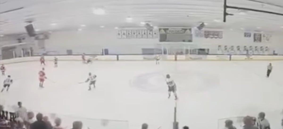 Cómo fue el tiroteo durante un partido de hockey juvenil que terminó con al menos 2 muertos en Rhode Island