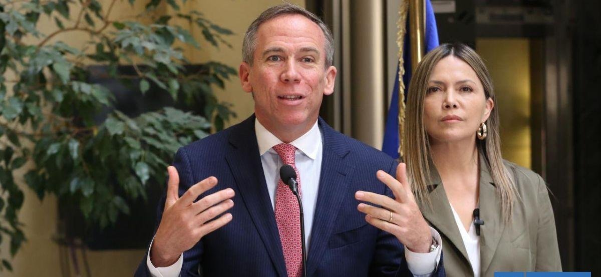 UDI impulsará comisión investigadora ante controversial proyecto de cable submarino Chile-China