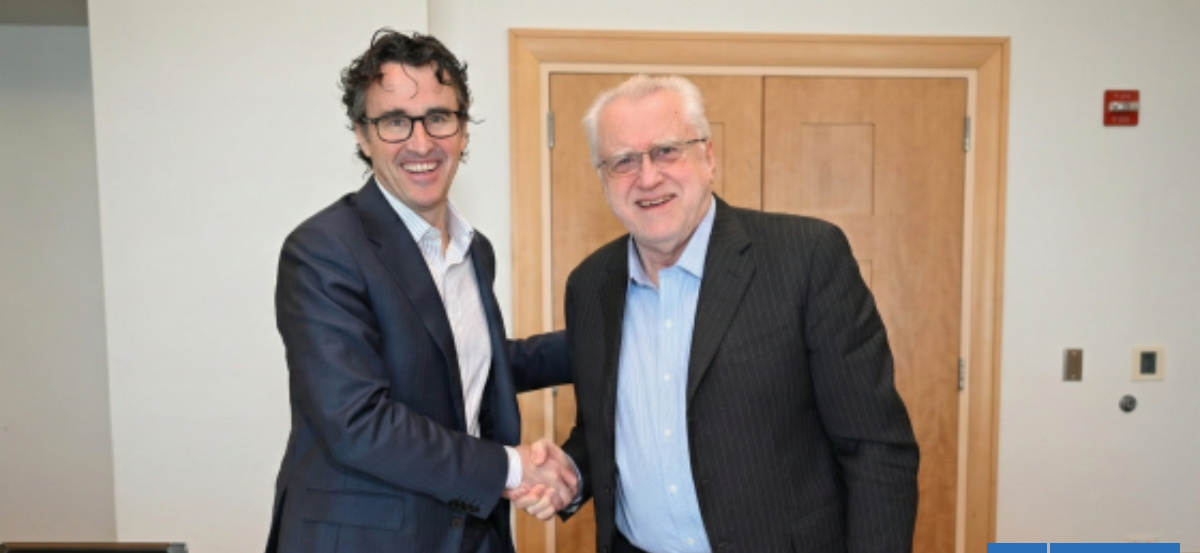 Codelco y el gigante minero Rio Tinto firman en EEUU una alianza para desarrollar proyectos conjuntos