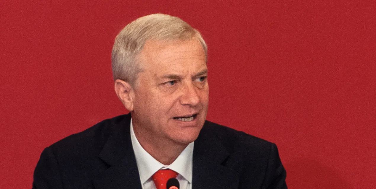 Kast firma “Ley de Reconstrucción Nacional” y sella con cita a la ex Concertación: “La tarea número 1 es generar empleo, el resto es música”