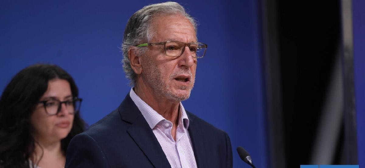 Gobierno defiende idea de otro subsidio para mitigar alza de luz: "El Estado tendrá recursos a favor"