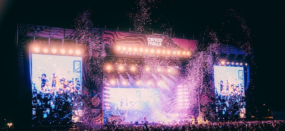 Lolla Store abrirá para el retiro de pulsera y carga de Cashless - La Tercera