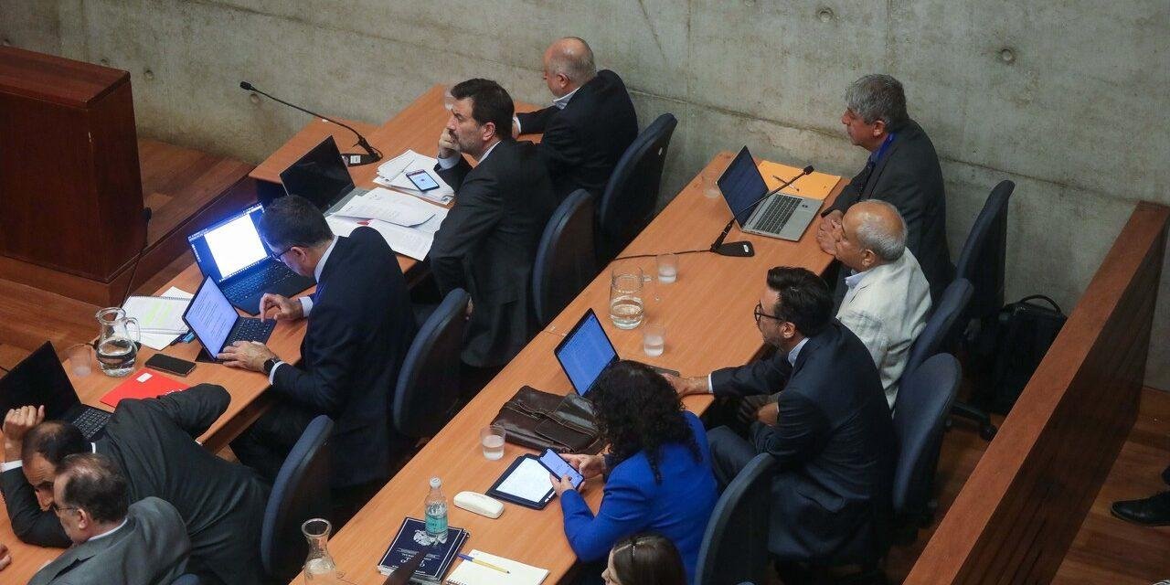 Trama bielorrusa: Correos de conservadores complican a Ángela Vivanco