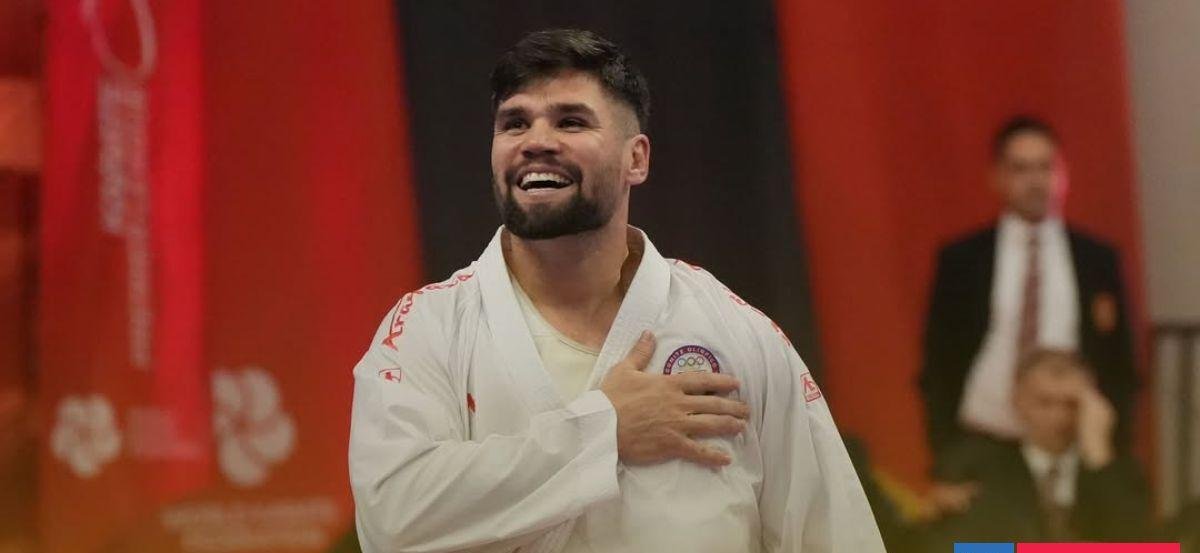 Rodrigo Rojas gana oro en Premier League de karate: venció en ajustada pelea a egipcio Mahmoud Taha