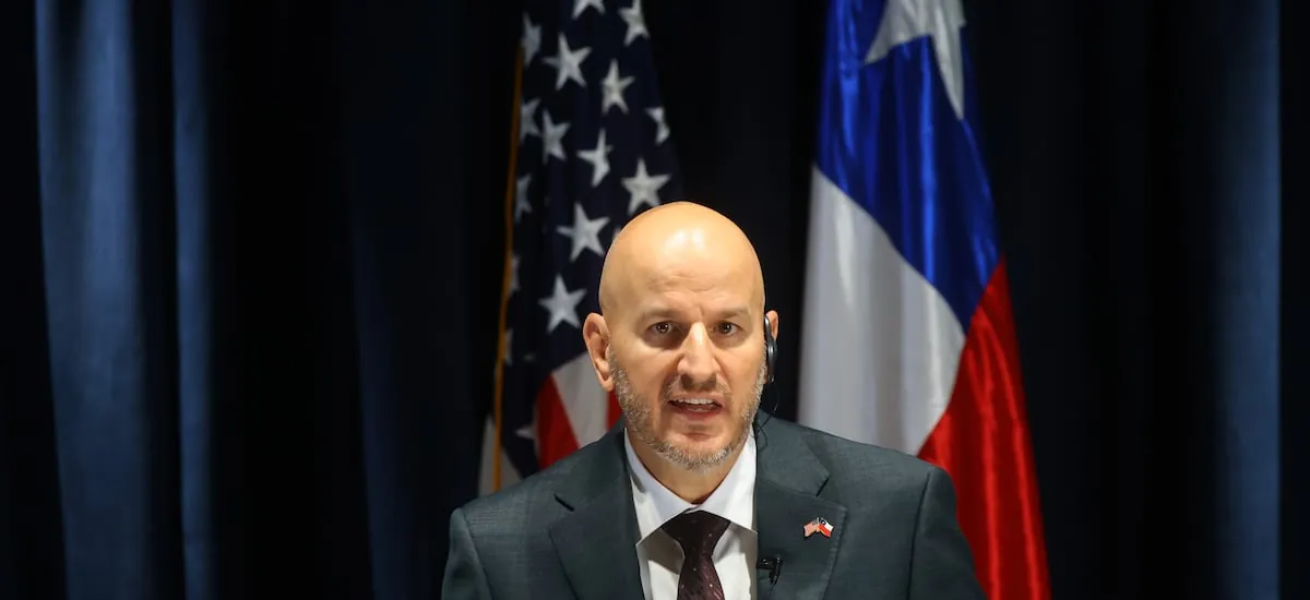 Embajador de EE.UU. destaca cooperación internacional tras extradición de “El Turko” y “El Gocho” a Chile