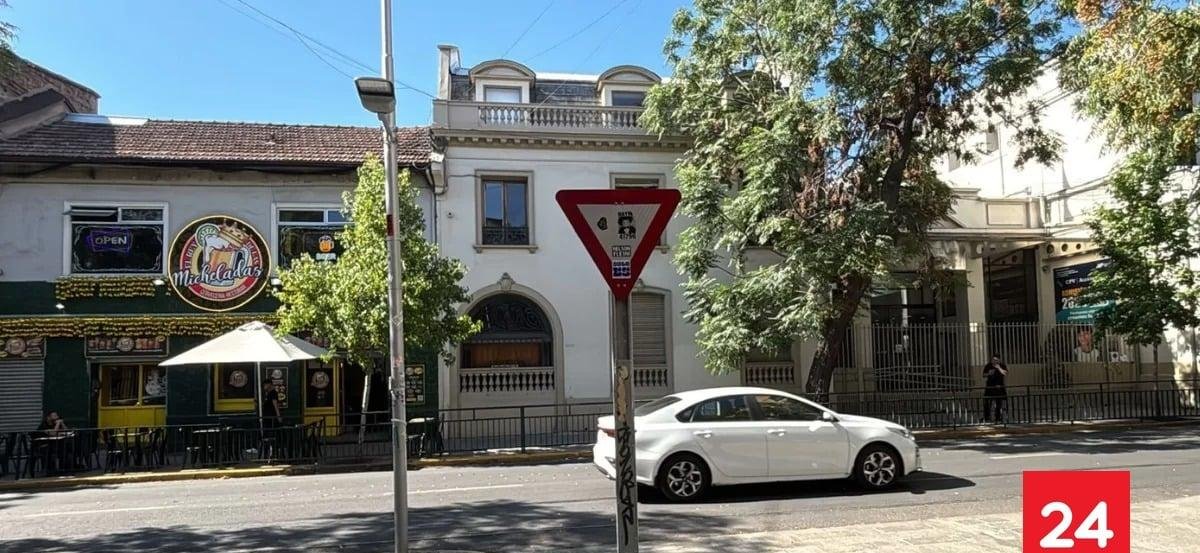Clausuran local de "El Rey de las Micheladas" que estaba cercano a colegio