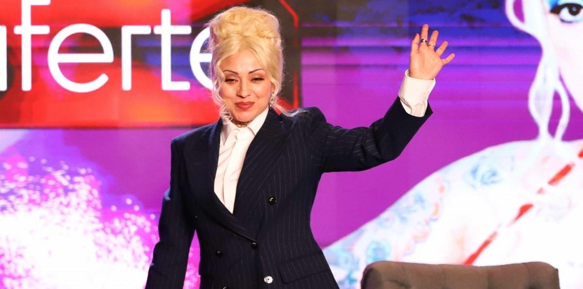 "Me encantan": Mon Laferte reveló ser fan de dos artistas que se presentarán en Viña 2026