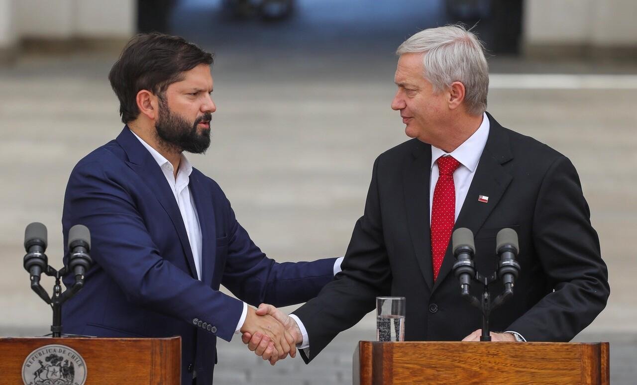 Quiebre entre Boric y Kast: Los episodios que terminaron con una abrupta suspensión de su reunión en La Moneda