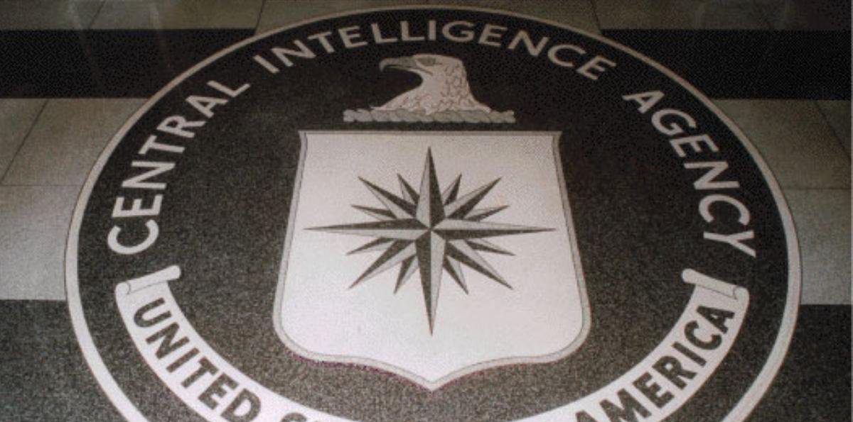 Ataque iraní en Riad alcanzó base de la CIA y causó daños estructurales en la embajada