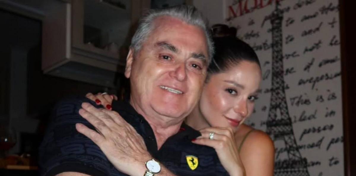 Kel dedica tierno mensaje de cumpleaños a Hernán Calderón Salinas: "Gracias por ser el mejor papá del mundo"