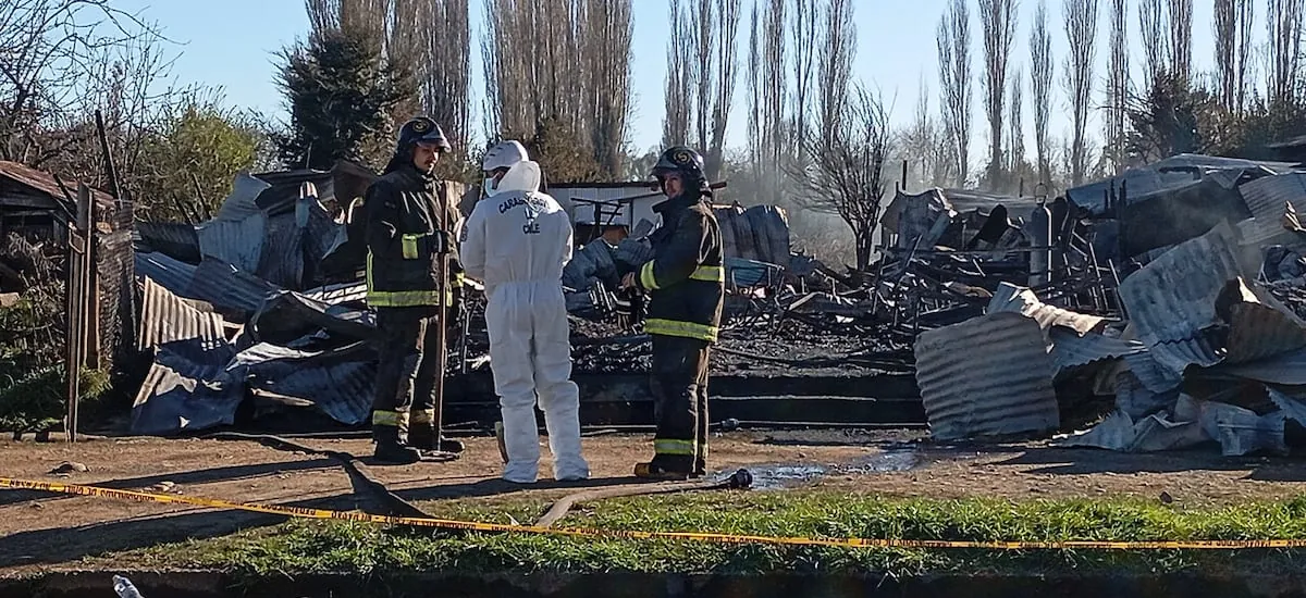 PDI realiza diligencias por incendio en hogar de ancianos y gobierno refuerza que buscarán responsabilidades