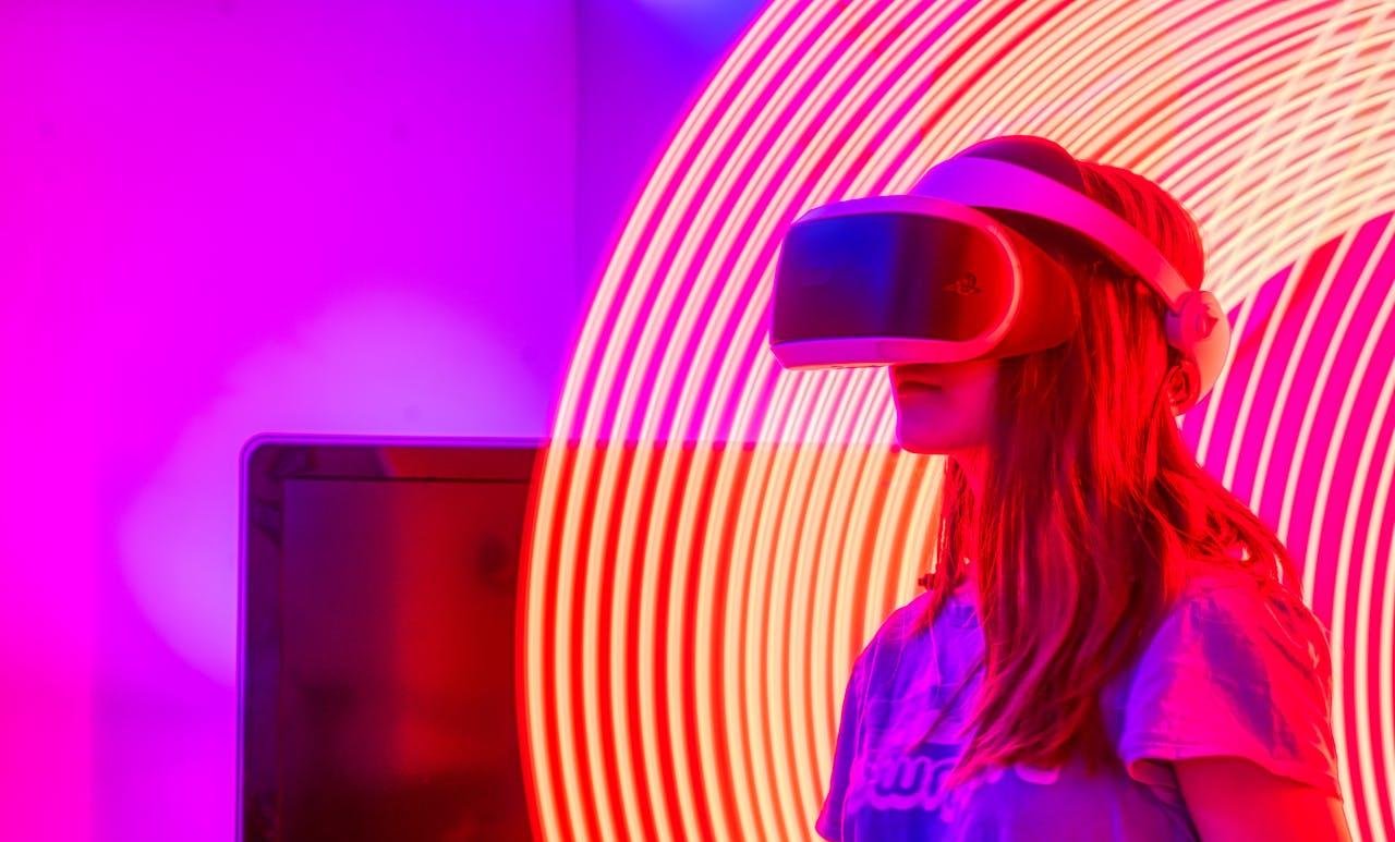 Anuncian el primer campeonato de Realidad Virtual de libre movimiento en Chile: ¿En qué consiste el Champions Warfare Tournament?