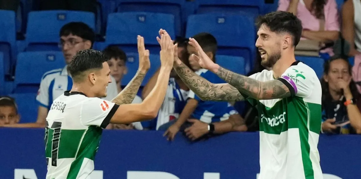 Cepeda fue titular y festejó con Elche su primer triunfo de la temporada en La Liga de España