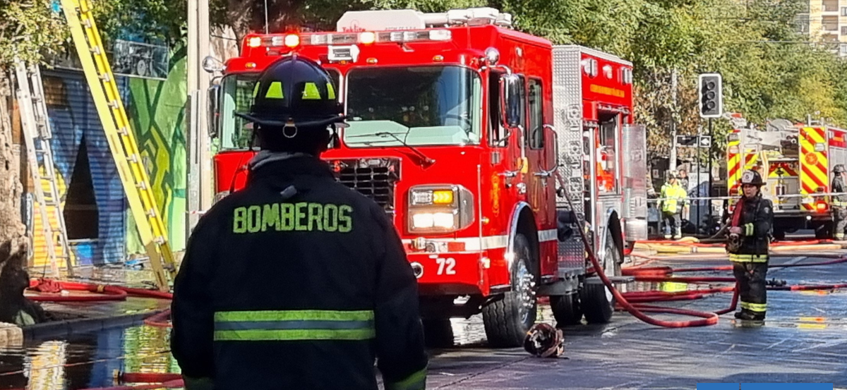 Incendio destruyó jardín infantil en pleno centro de Osorno: no descartan intervención de terceros