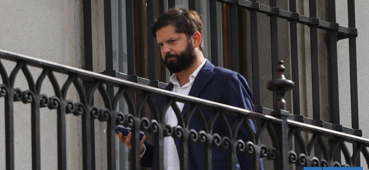 Presidente Boric recibe bono por cumplimiento de metas que aumentó a $10 millones su sueldo