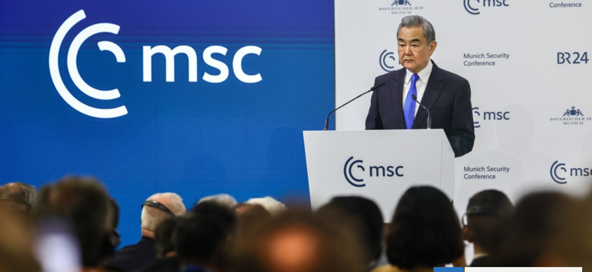 Canciller chino advierte que si EE.UU. "cruza líneas rojas" como Taiwán, "llevaría a un conflicto"