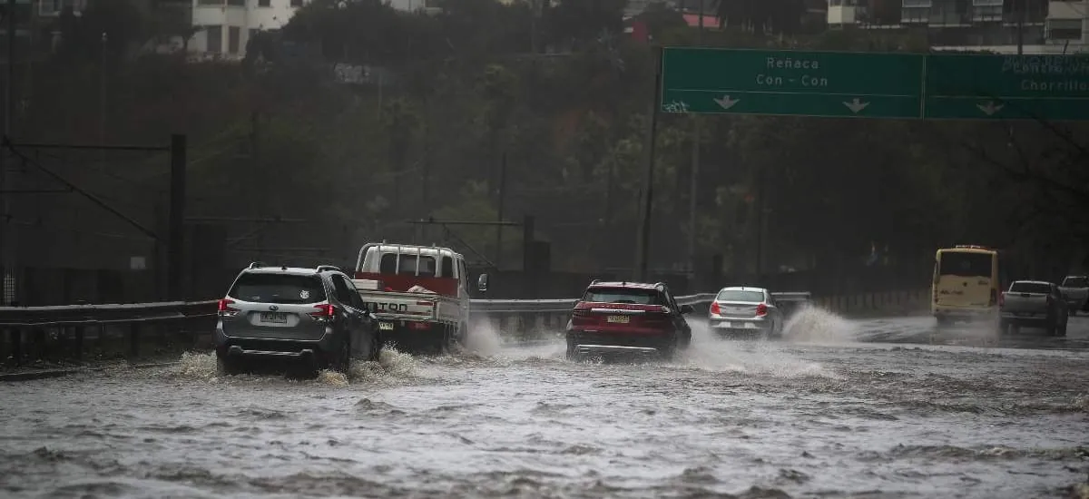 Alertas SAE por sistema frontal: revisa todas las evacuaciones y recomendaciones de Senapred de este domingo