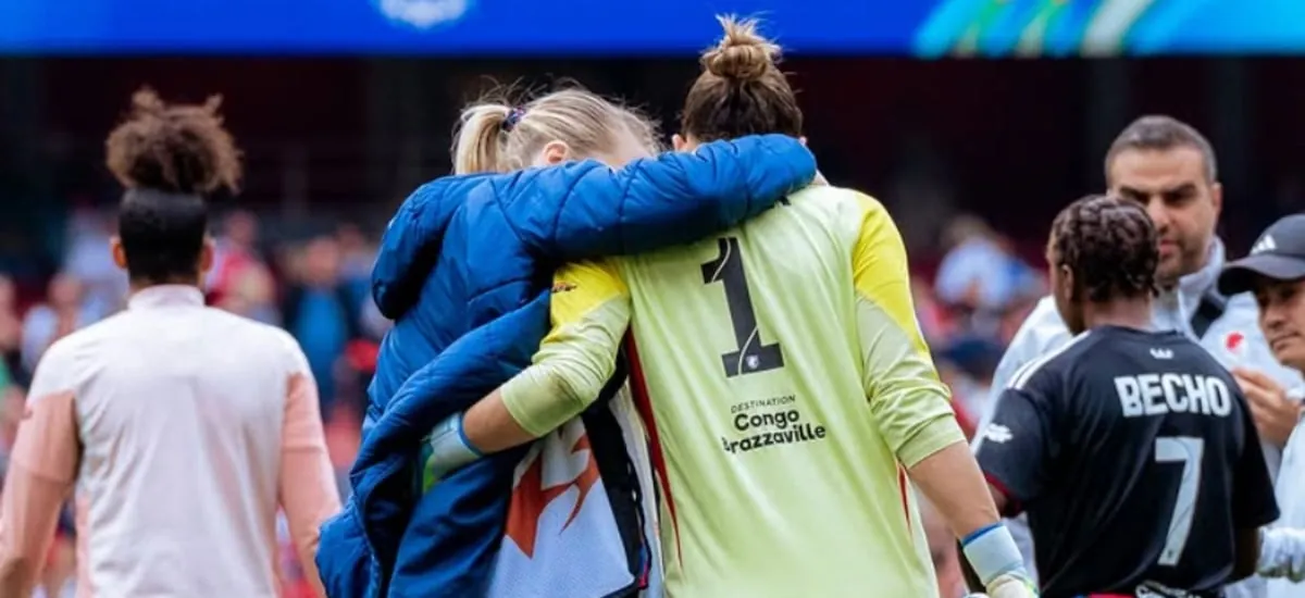 Arsenal aprovecha los errores de Christiane Endler y da el primer golpe ante el Lyonnnes en la Champions League femenina