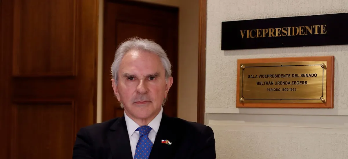 Tras sus dichos sobre el Estrecho de Magallanes: Moreira exige “buen trato” de embajador de EE.UU. para negociar con Chile