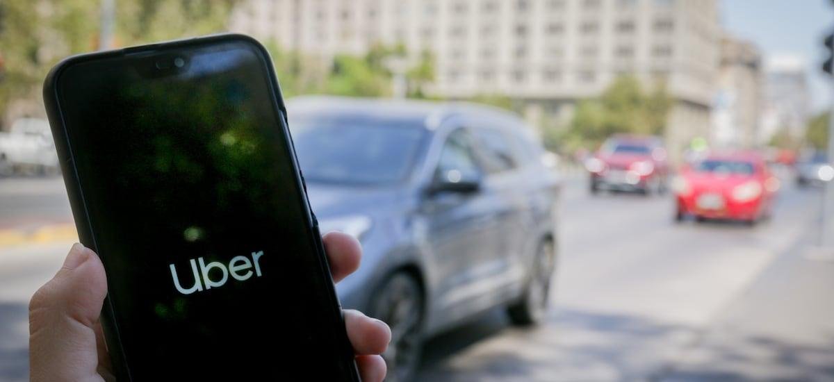 Chile es uno de los países en América Latina con mayores ingresos para los conductores de Uber - La Tercera