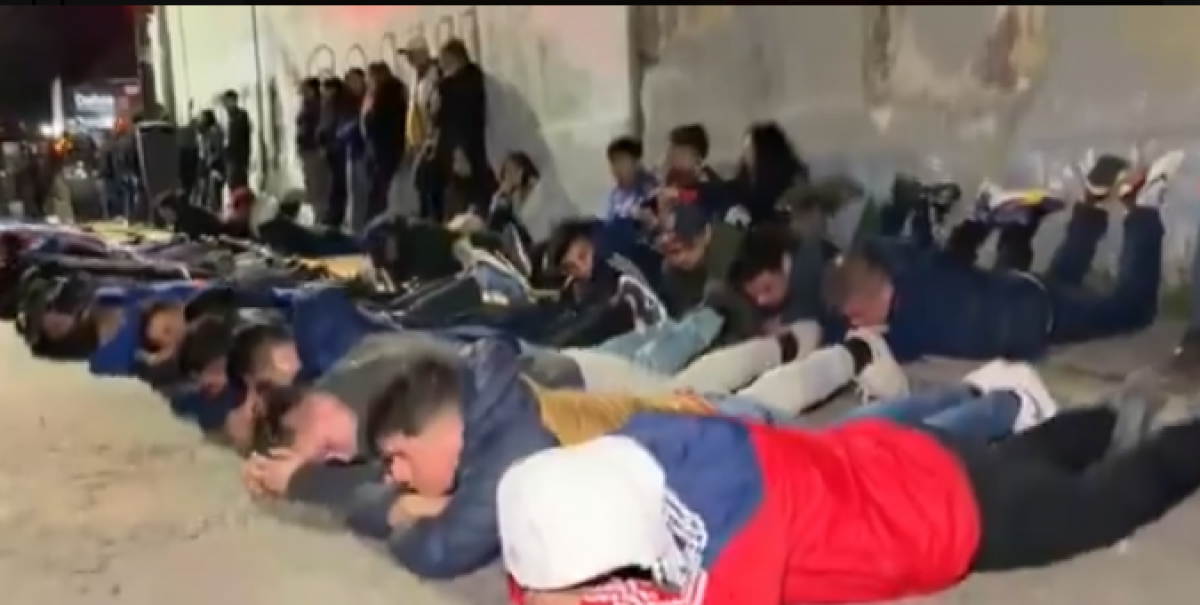 Reportan detención de hinchas de Universidad de Chile tras el partido de Copa Sudamericana