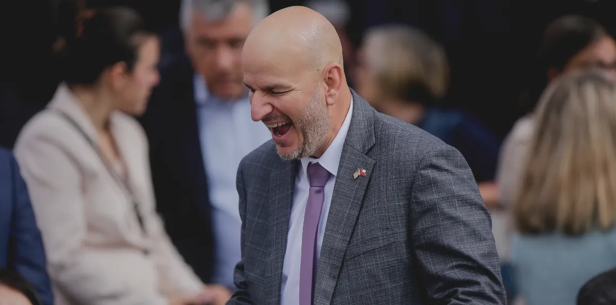 “Mentira descarada”: Brandon Judd responde a supuesto rechazo de visa a senador Núñez (PC)